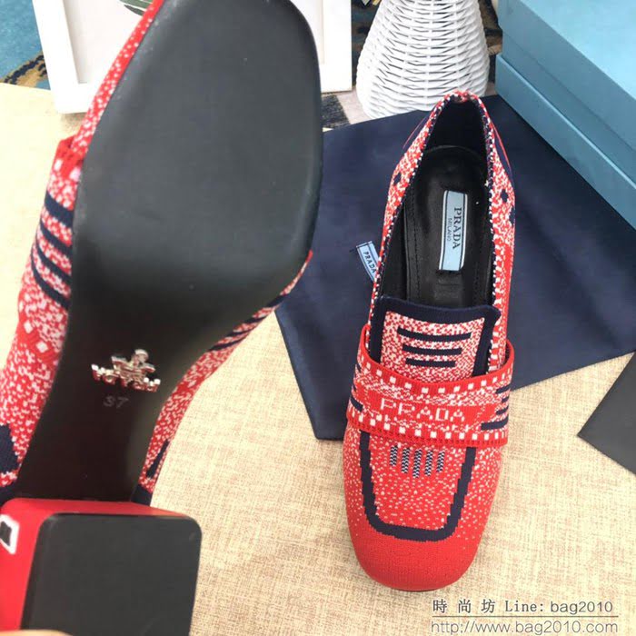 PRADA普拉達 2019頂級版本 刺繡系列 春夏時尚 粗跟方頭單鞋 網紅同款  ljl1037